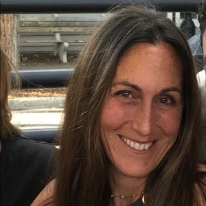 Meet your Posher, April